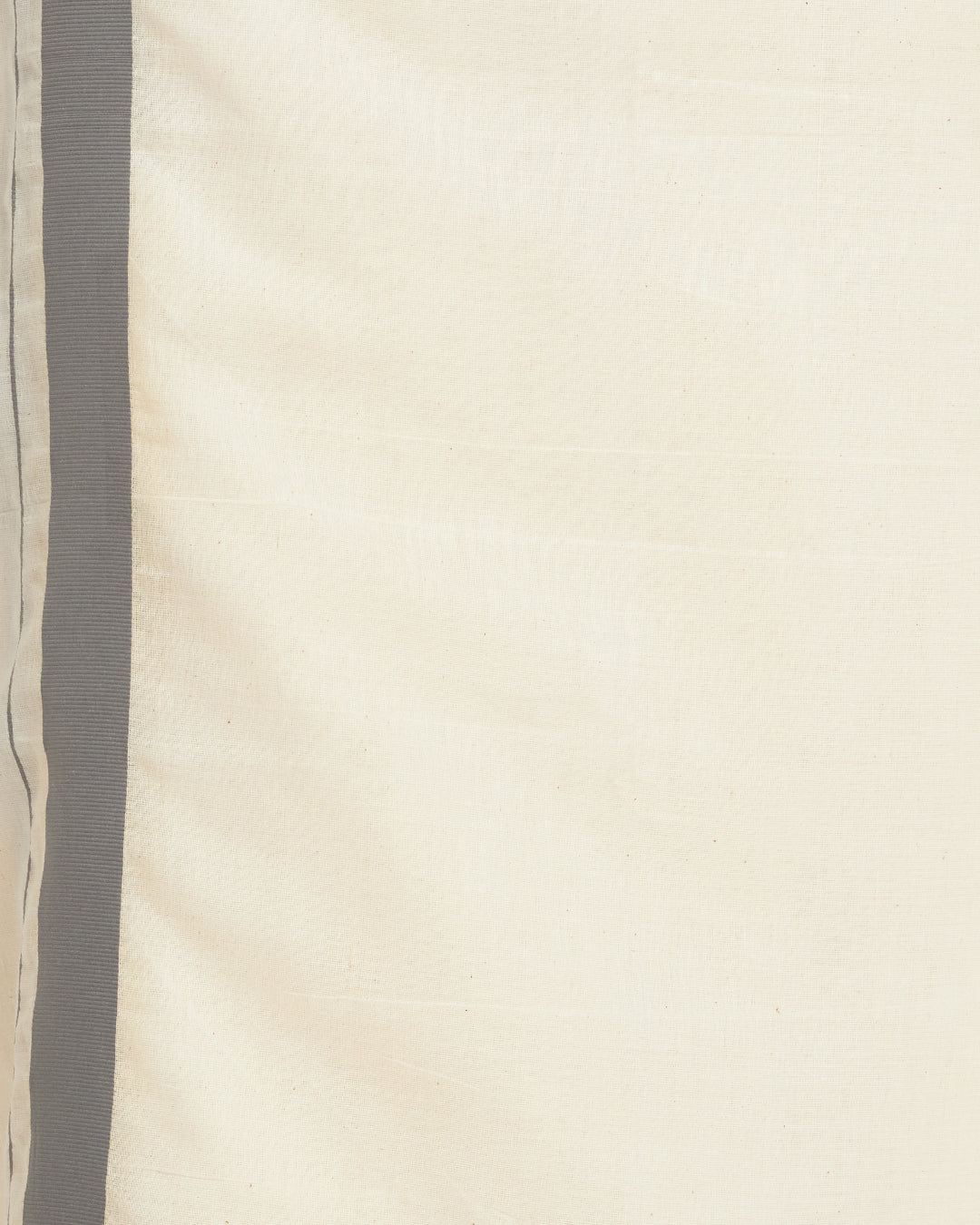 Threads of Tradition! Grey Striped Mundu