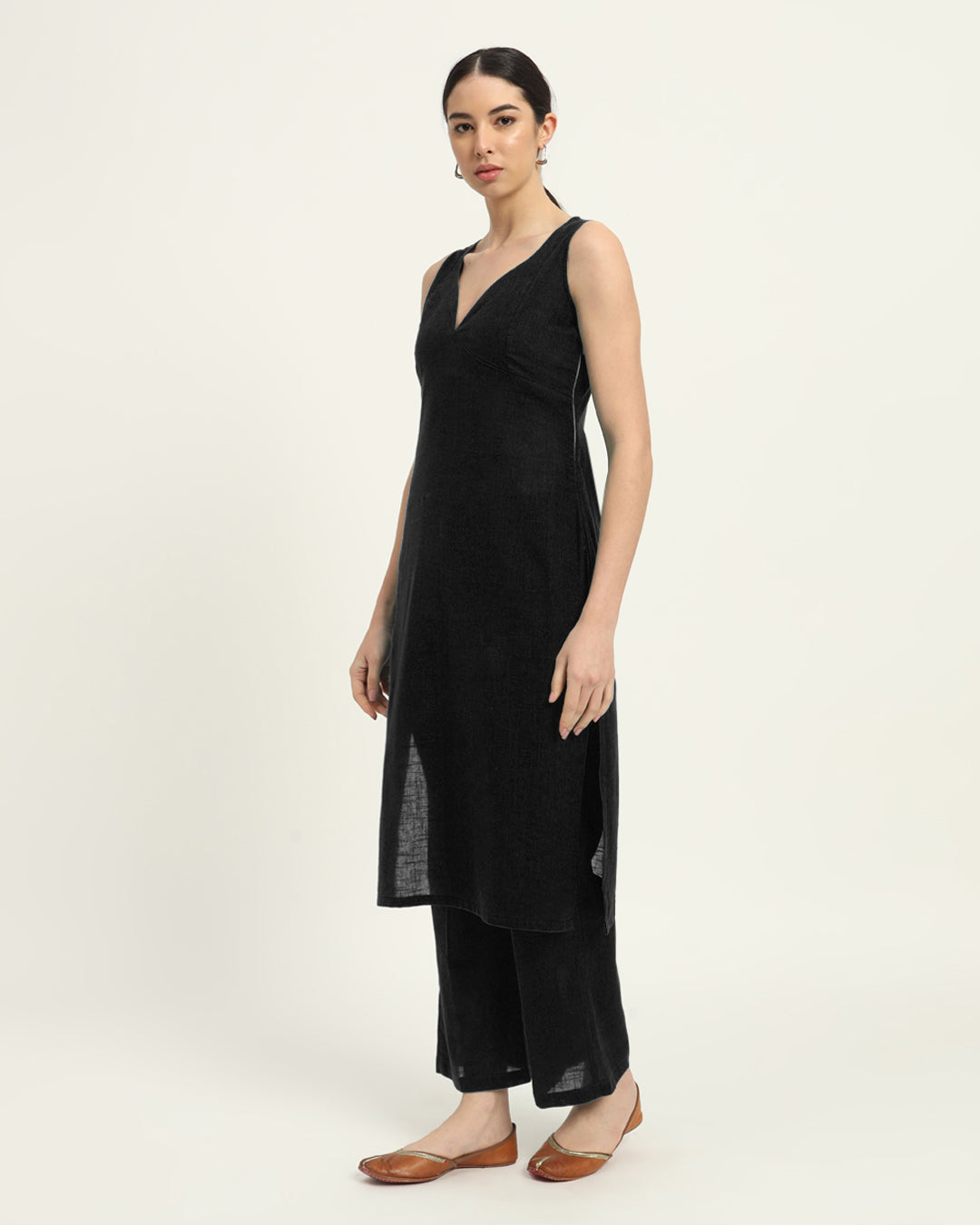 Combo: Black & Iced Grey Modern Muse Sweetheart Solid Kurta