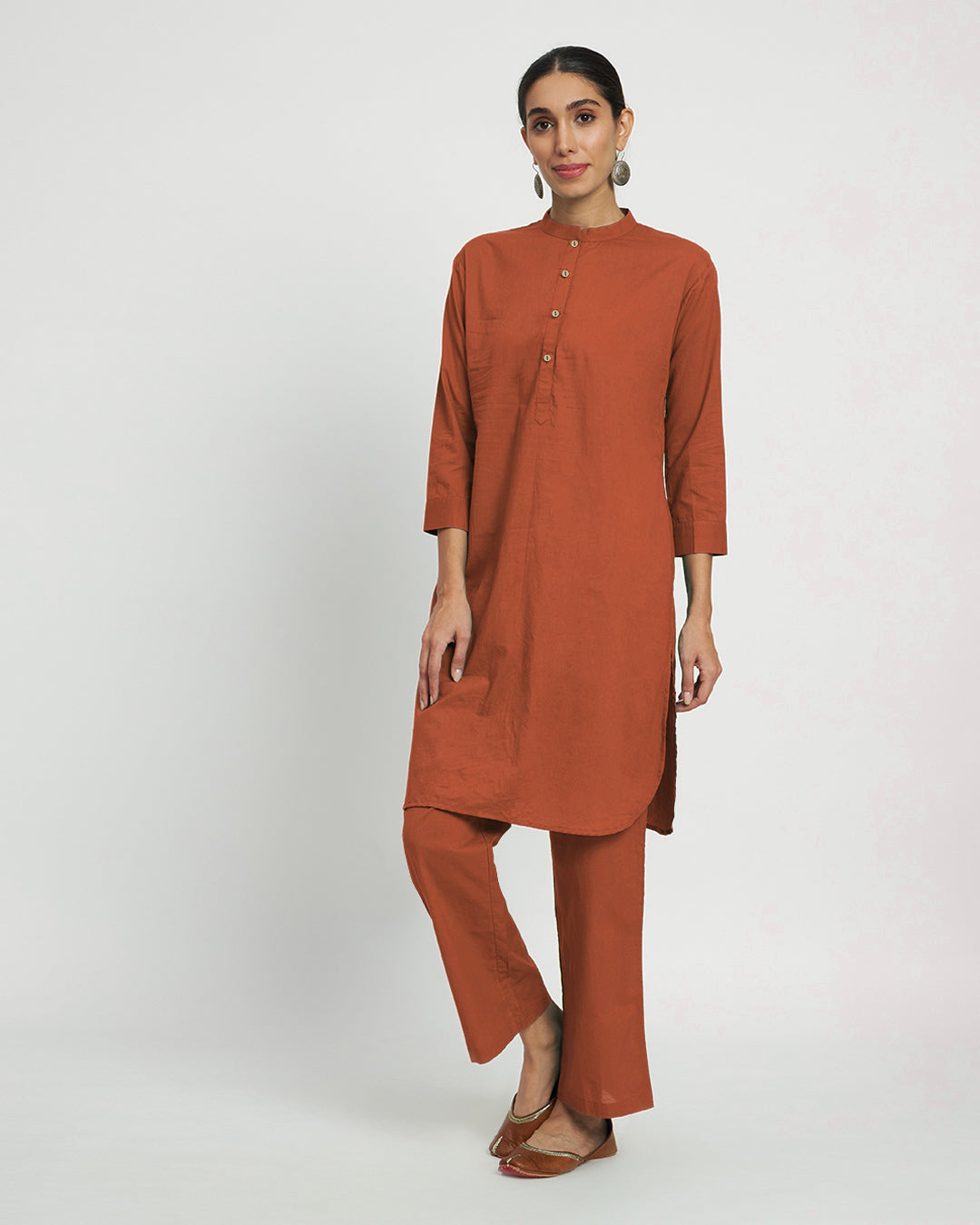 Blush In Love Modern Mandarin Collar Solid Kurta (Without Bottoms)