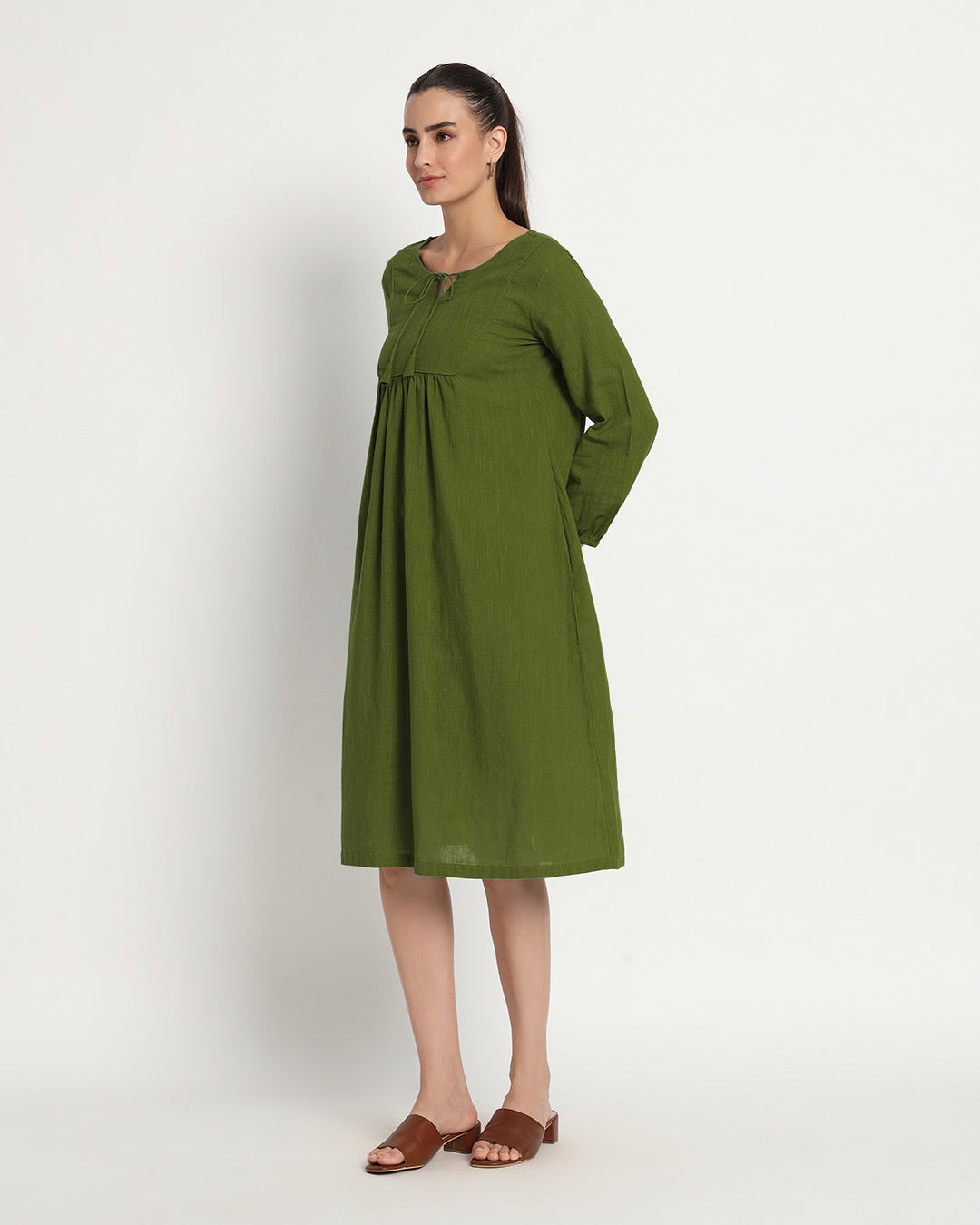 Greening Spring Playful Tie-Up Neck Dress