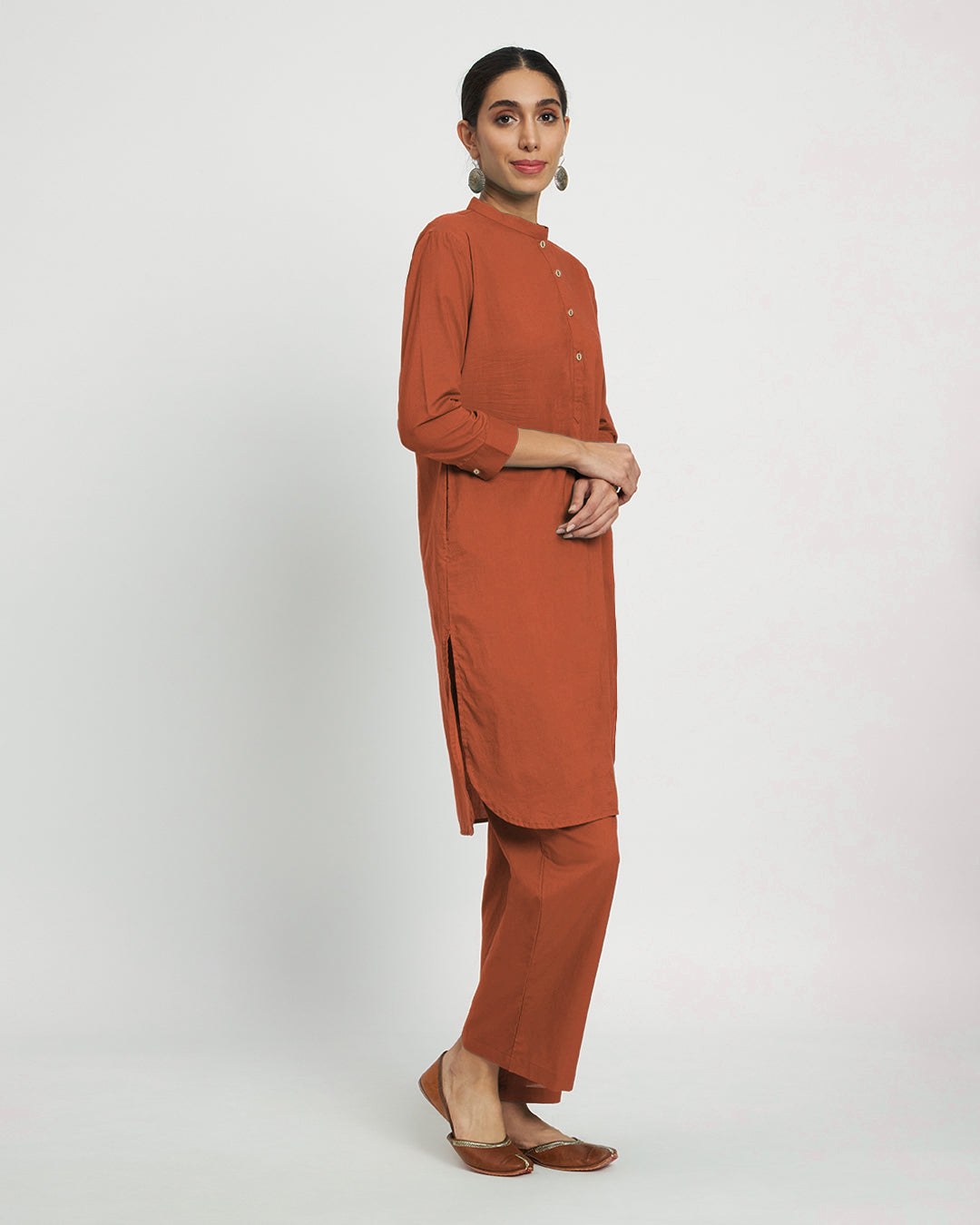 Blush In Love Modern Mandarin Collar Solid Kurta (Without Bottoms)