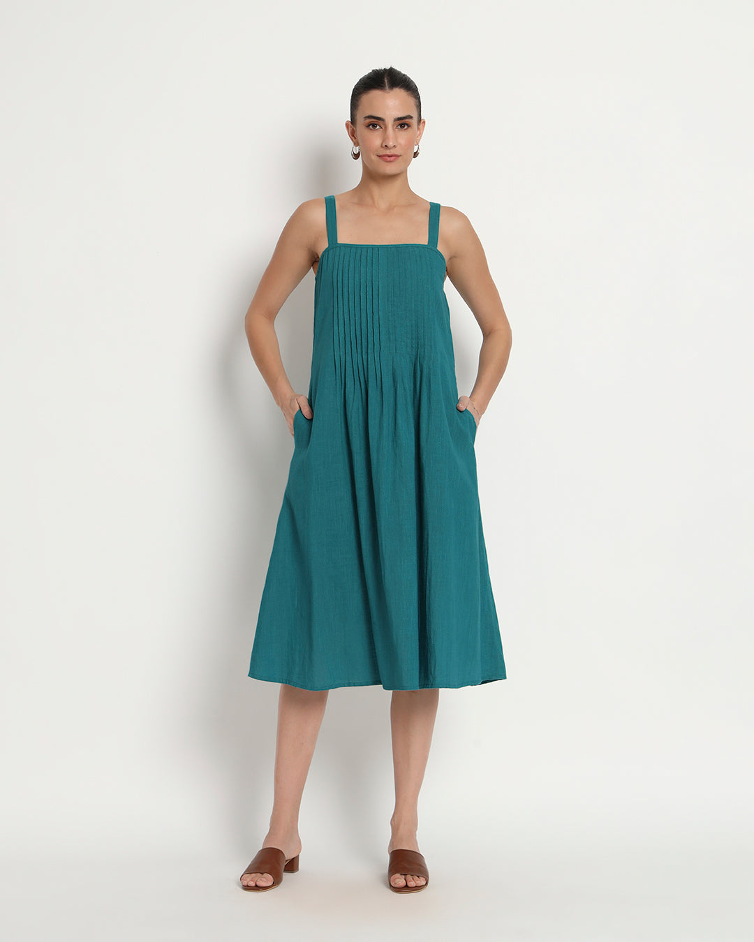 Green Gleam Dreamy Flare Spaghetti Dress