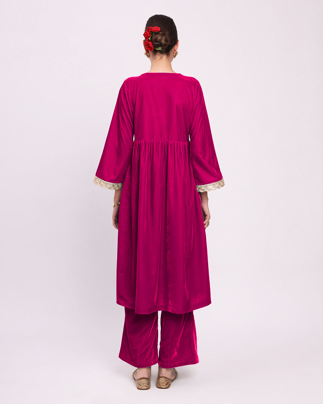 Queen's Gulabi Sparkling Elegance Velvet Gathered Kurta (Without Bottoms)