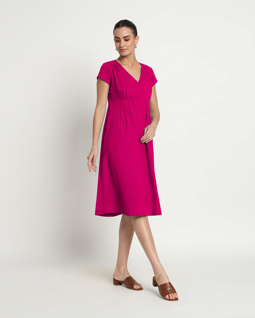 Queen's Gulabi Voguish Verve V Neck Dress