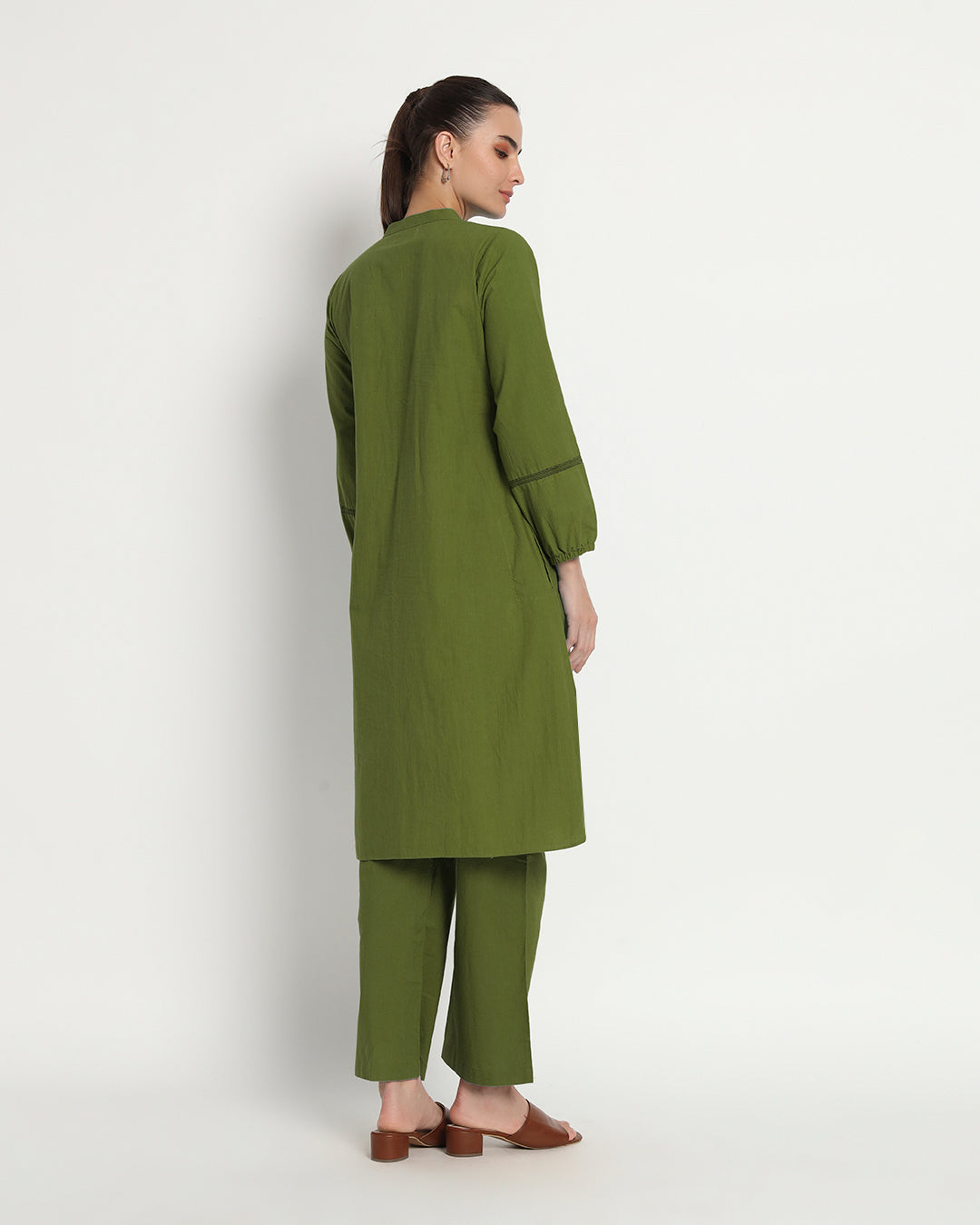 Greening Spring Modish Elegance Notch Neck Solid Co-ord Set