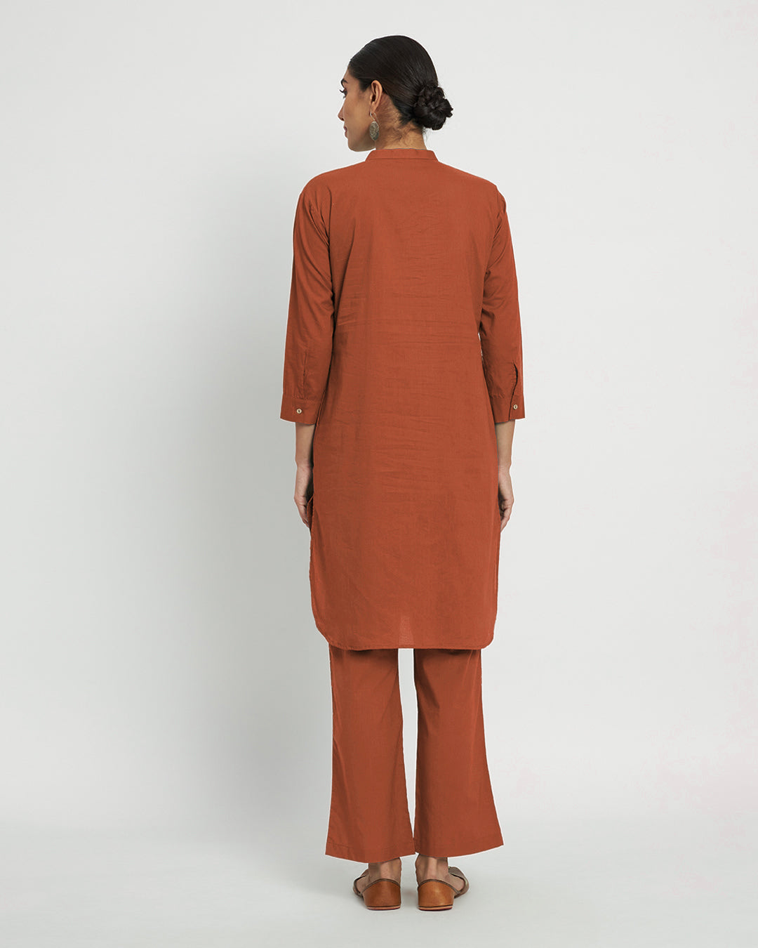 Blush In Love Modern Mandarin Collar Solid Kurta (Without Bottoms)