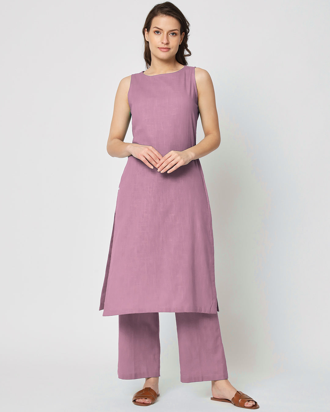 Iris Pink Sleeveless Long Solid Kurta (Without Bottoms)