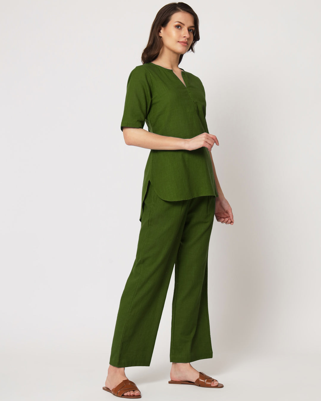 Greening Spring Collar Neck Short Length Solid Co-ord Set