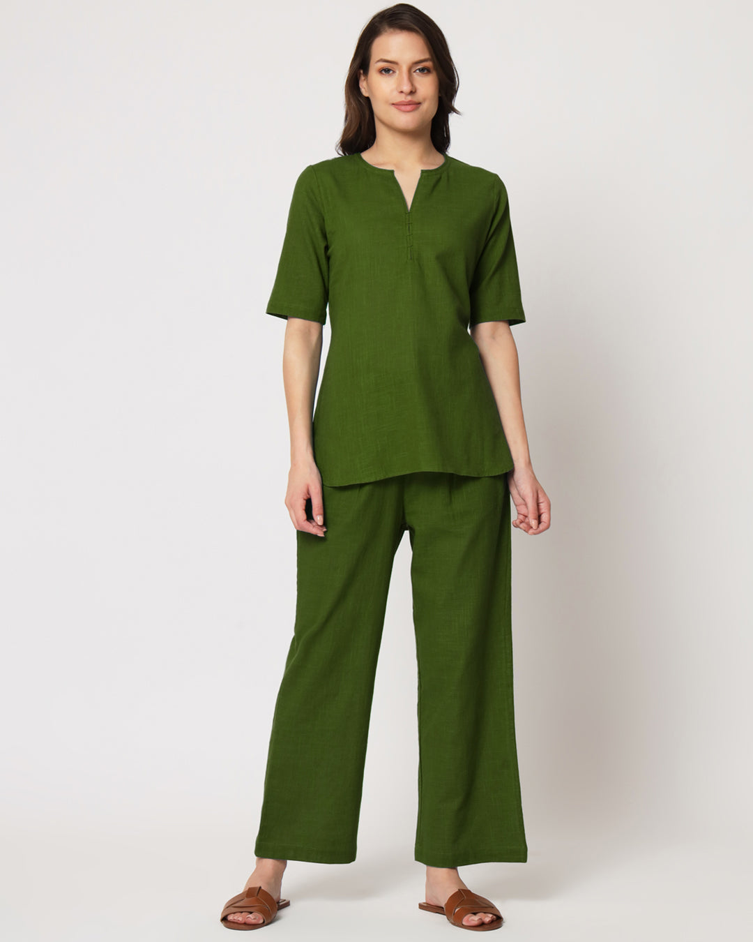 Greening Spring Collar Neck Short Length Solid Co-ord Set
