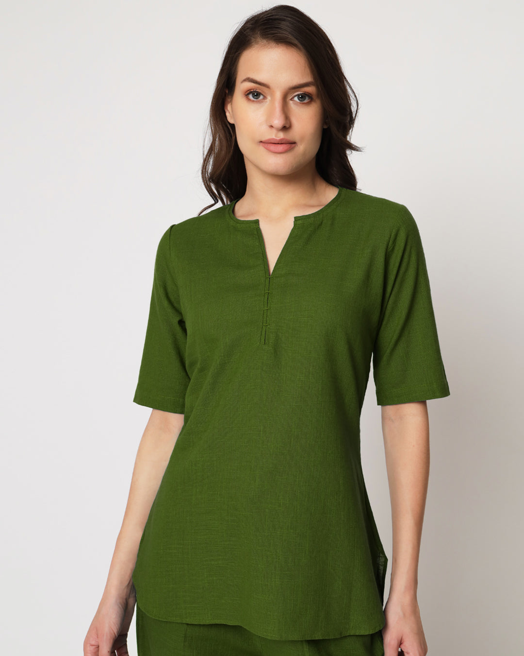 Greening Spring Collar Neck Short Length Solid Co-ord Set