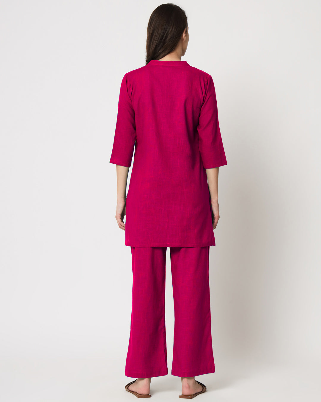 Queen's Gulabi Collar Neck Mid Length Solid Kurta (Without Bottoms)