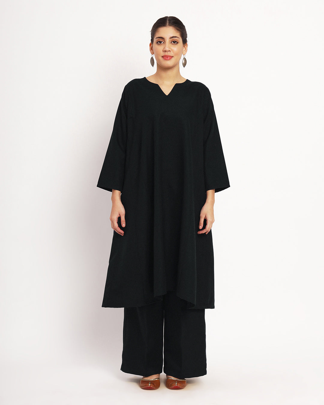 Black Vintage Allure Woolen Phiran Co-ord Set