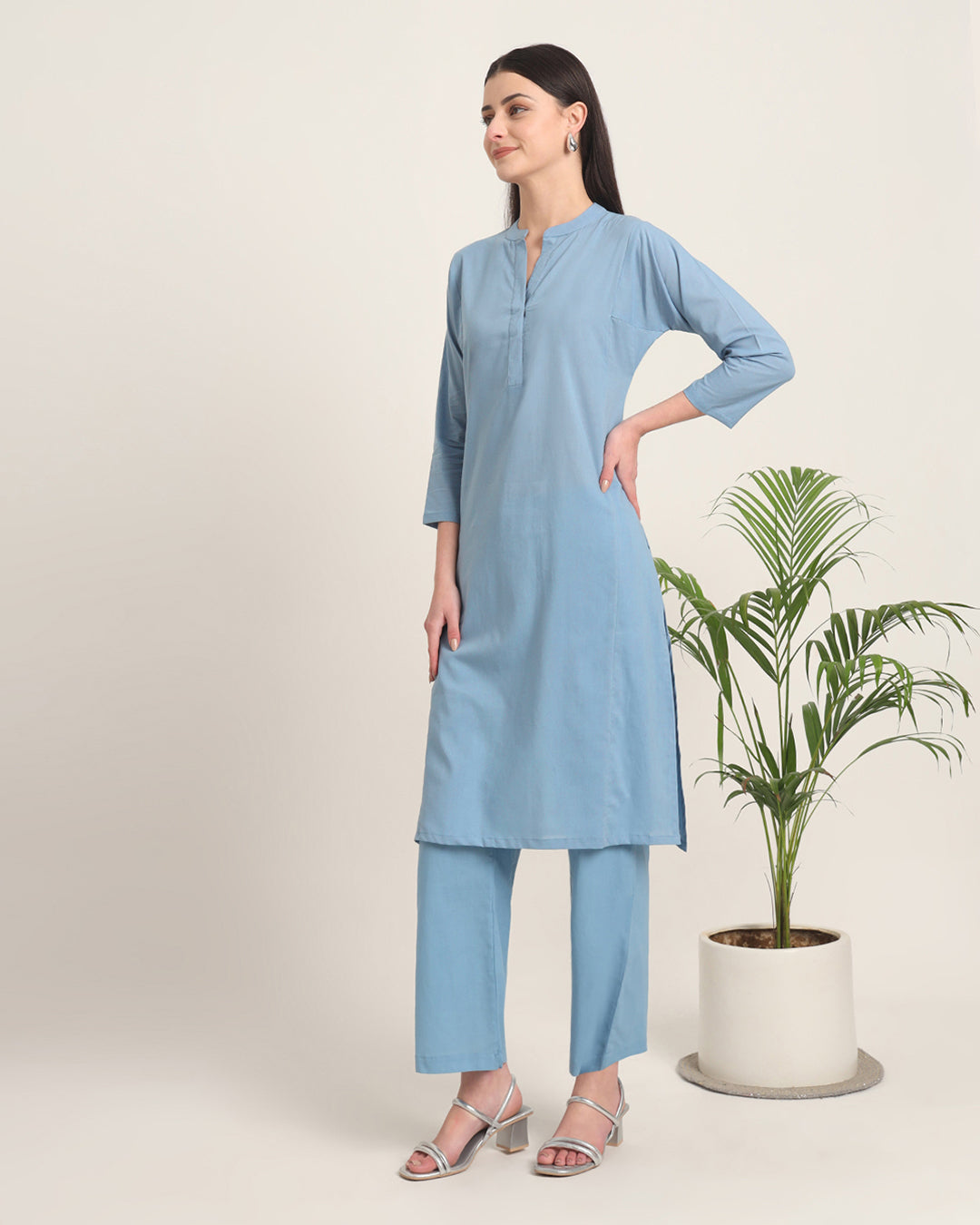 Blue Dawn Everyday Bliss Notch Neck Solid Kurta (Without Bottoms)