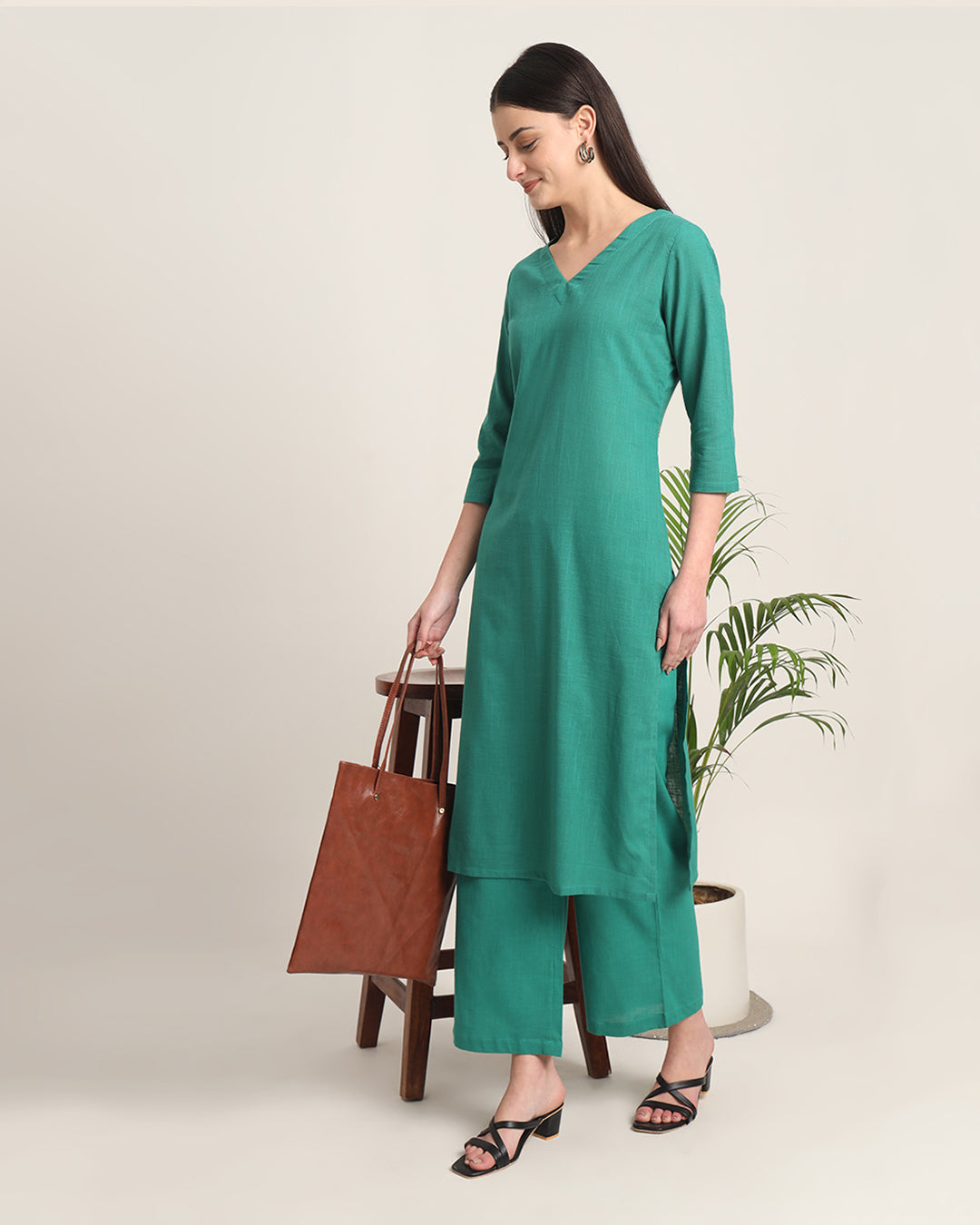 Green Gleam Verve & Versatility Solid Co-ord Set