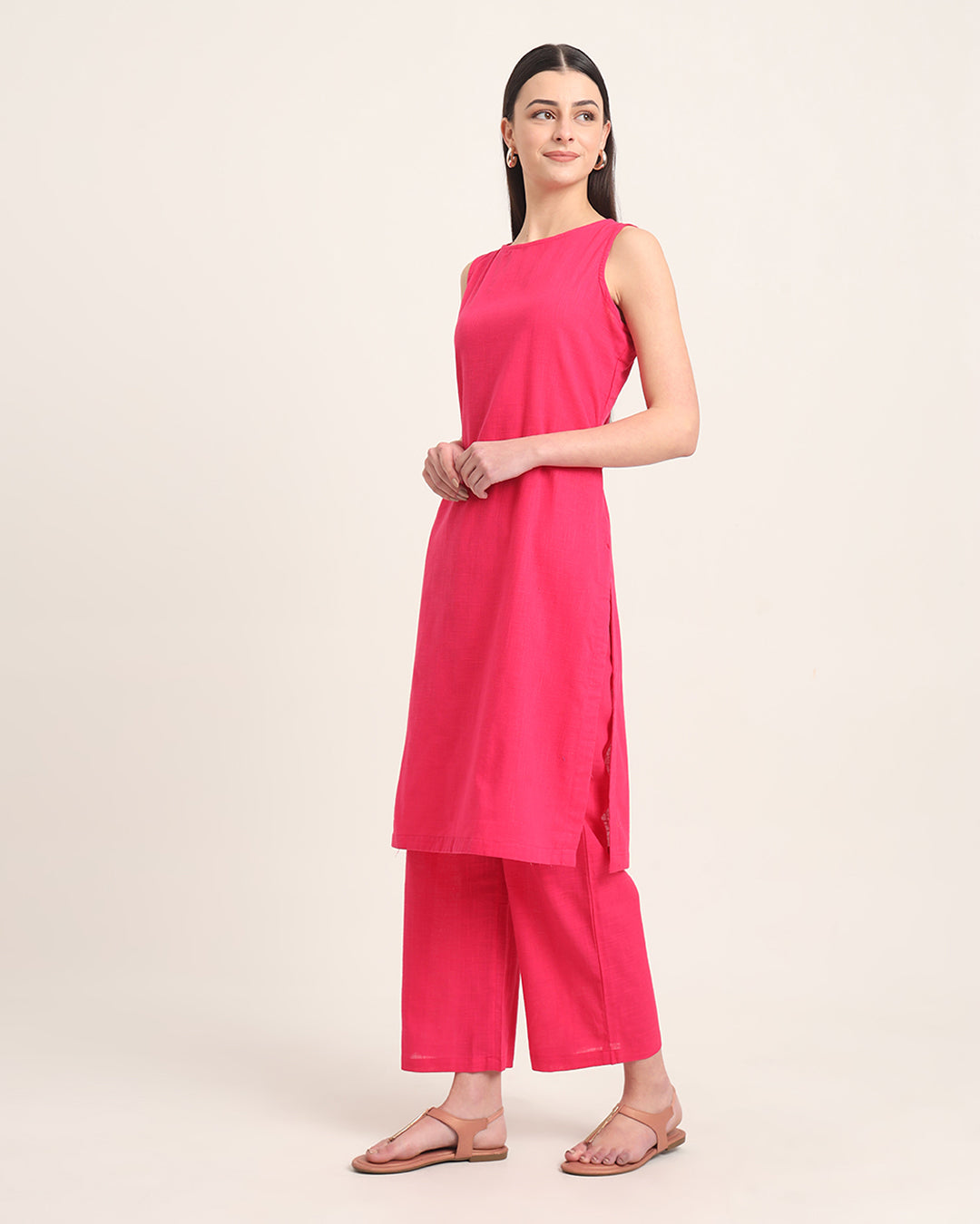 Queens Gulabi Sleeveless Long Length Solid Co-ord Set