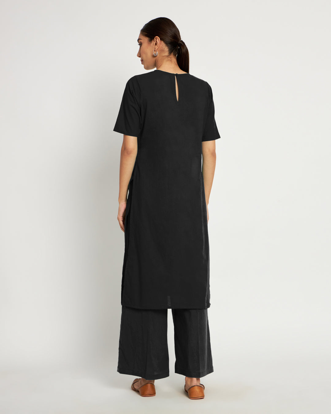 Classic Black Round Neck Long Solid Kurta (Without Bottoms)