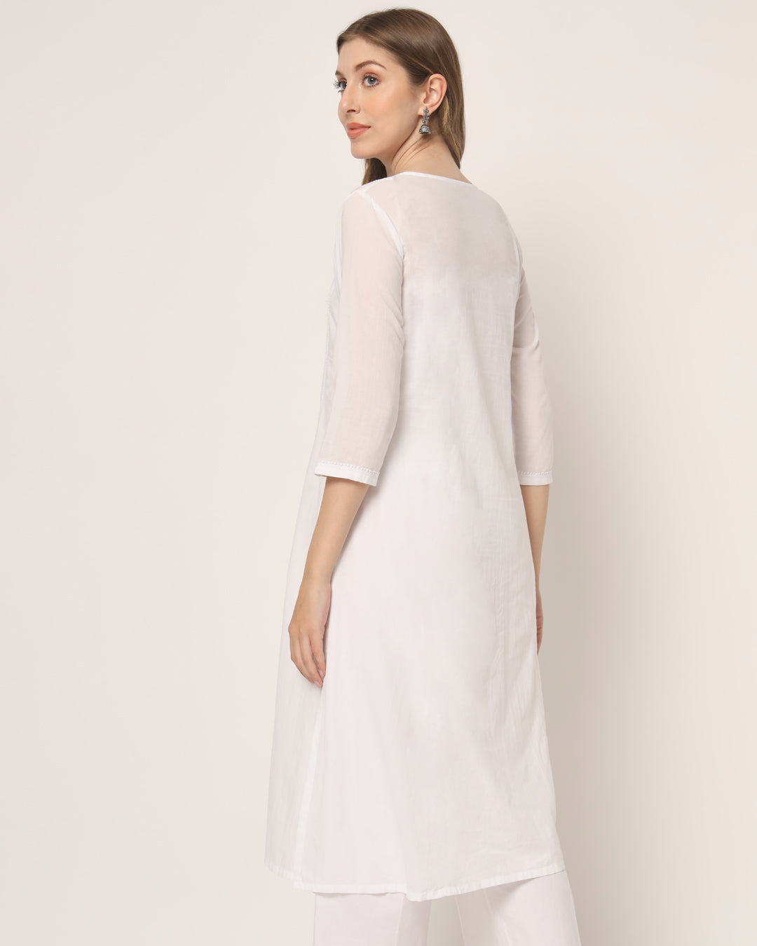 Svetah Mahira Chikankari Kurta (Without Bottoms)