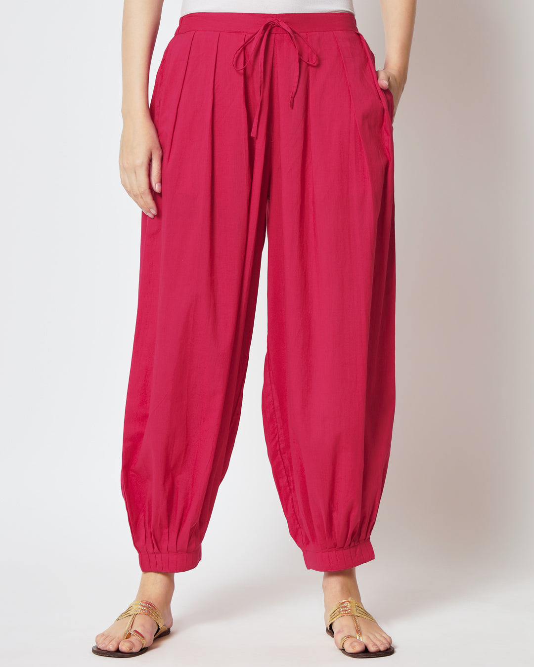 Queen's Gulabi Pleated Salwar