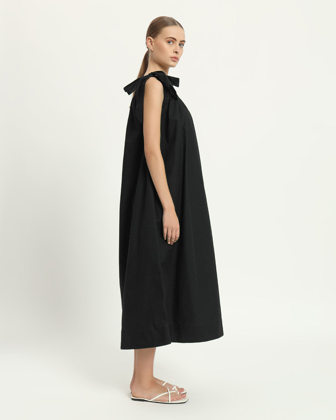 The Strehla Noir Cotton Dress