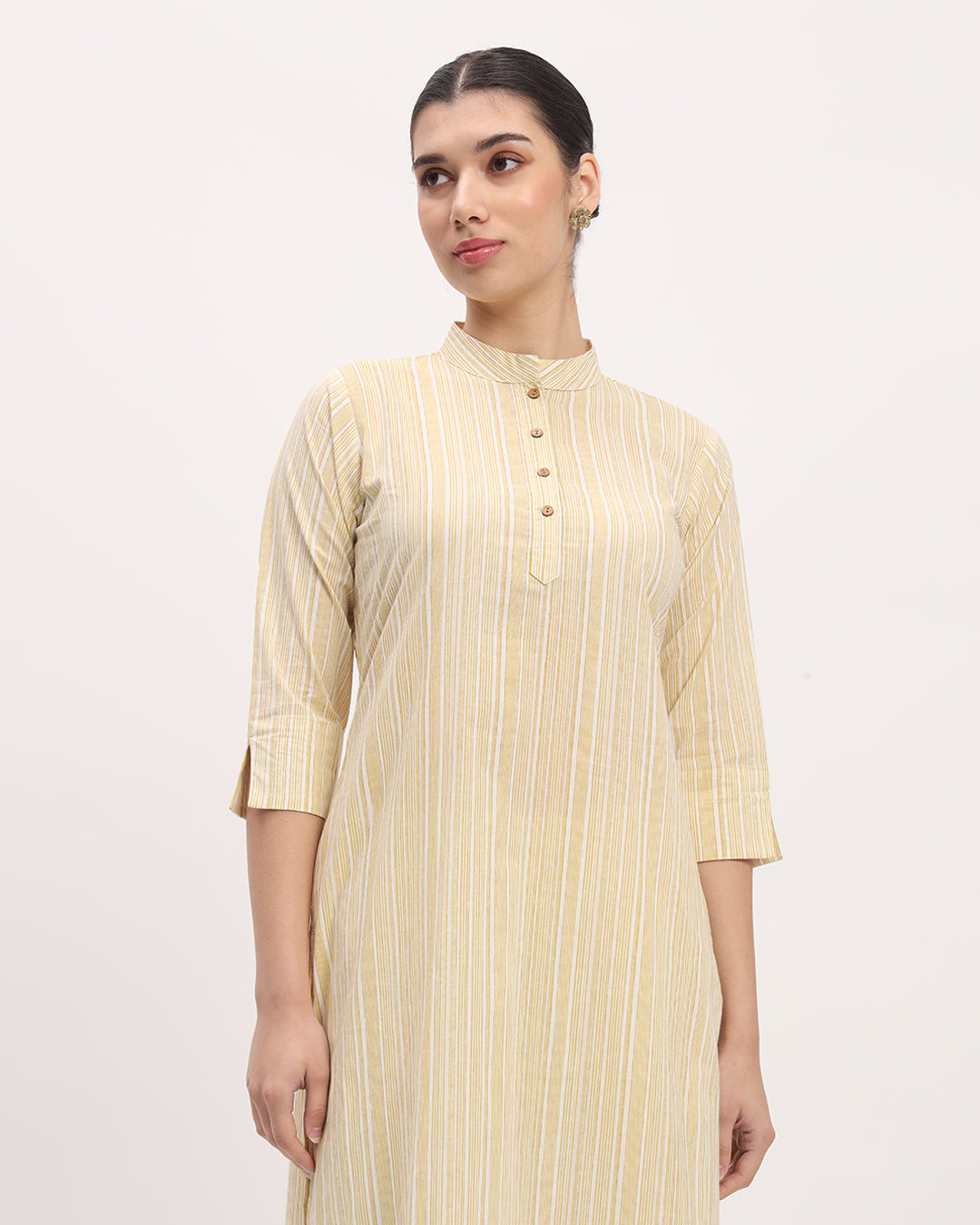 Yellow Chic Lines Band Collar Neck Printed Kurta (Without Bottoms)
