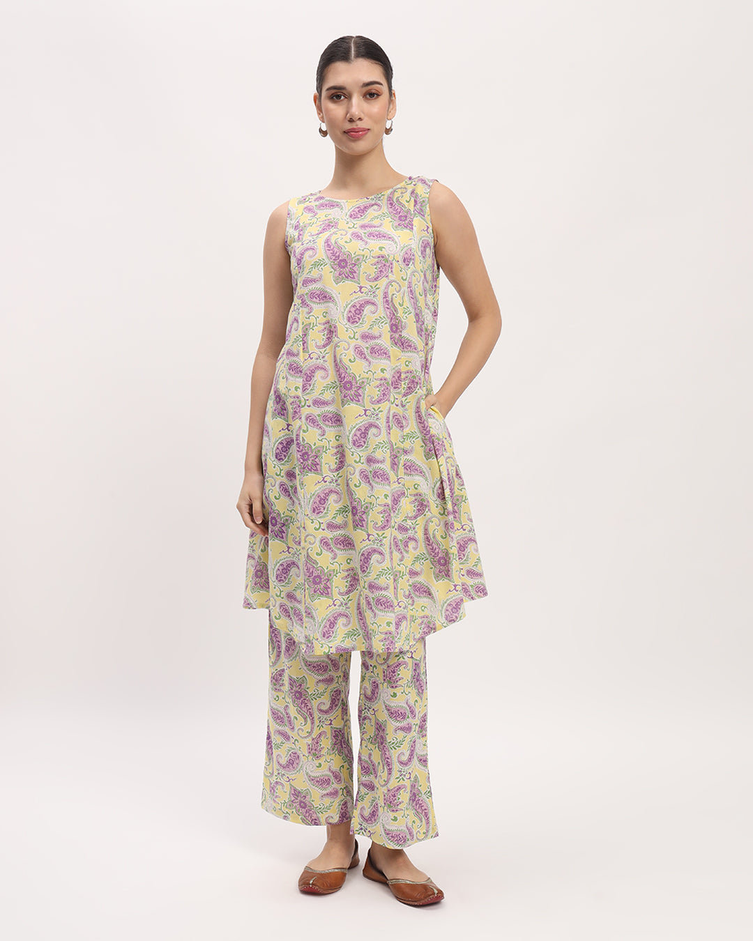 Combo: English Floral Tracks & Lavender Paisley Sleeveless A-Line Printed Kurta (Without Bottoms)