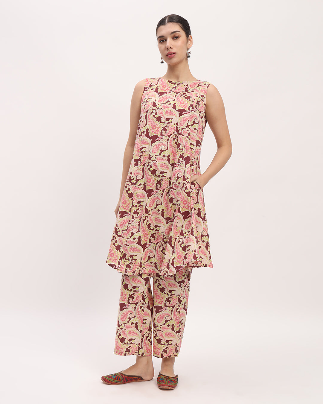 Rosewood Paisely Sleeveless A-Line Printed Co-ord Set