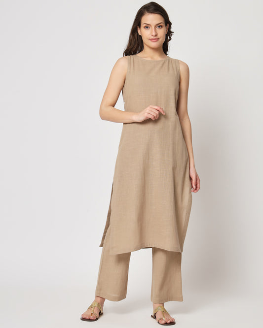 Day In Beige Sleeveless Long Solid Kurta (Without Bottoms)