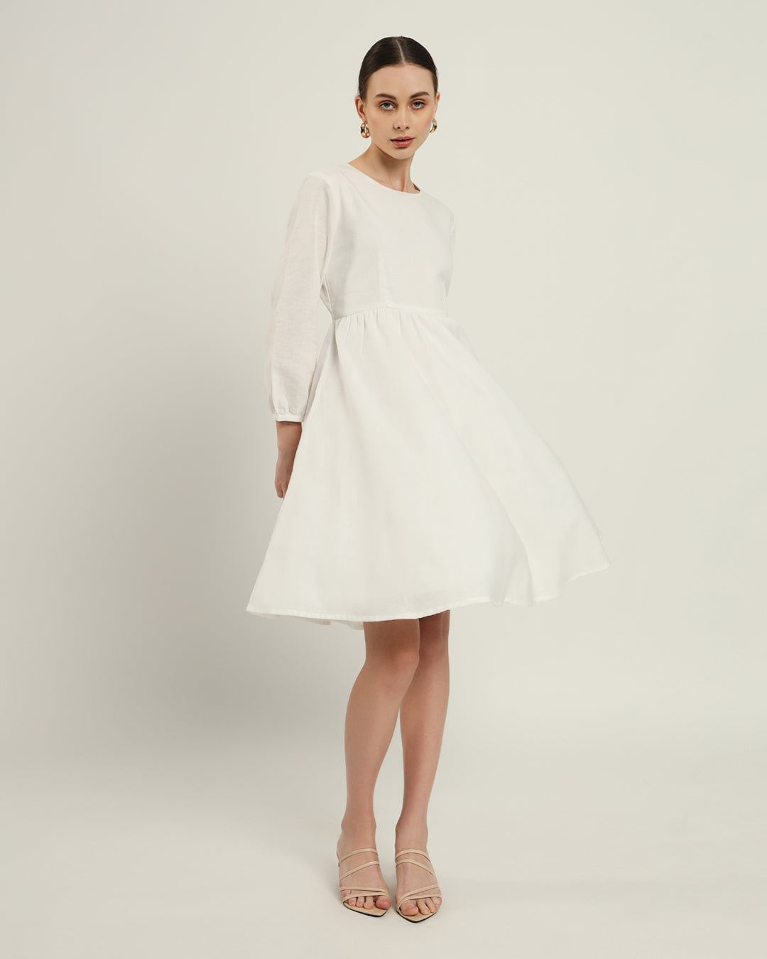 The Exeter Daisy White Linen Dress