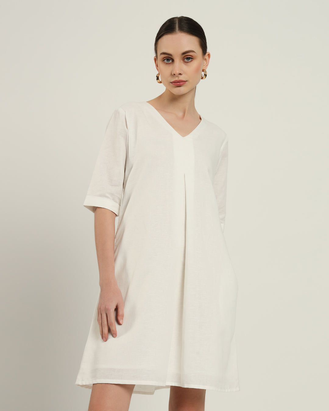 The Giza Daisy White Linen Dress