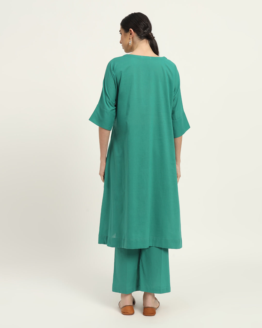 Green Gleam Flare & Flow Boat Neck Solid Kurta (Without Bottoms)