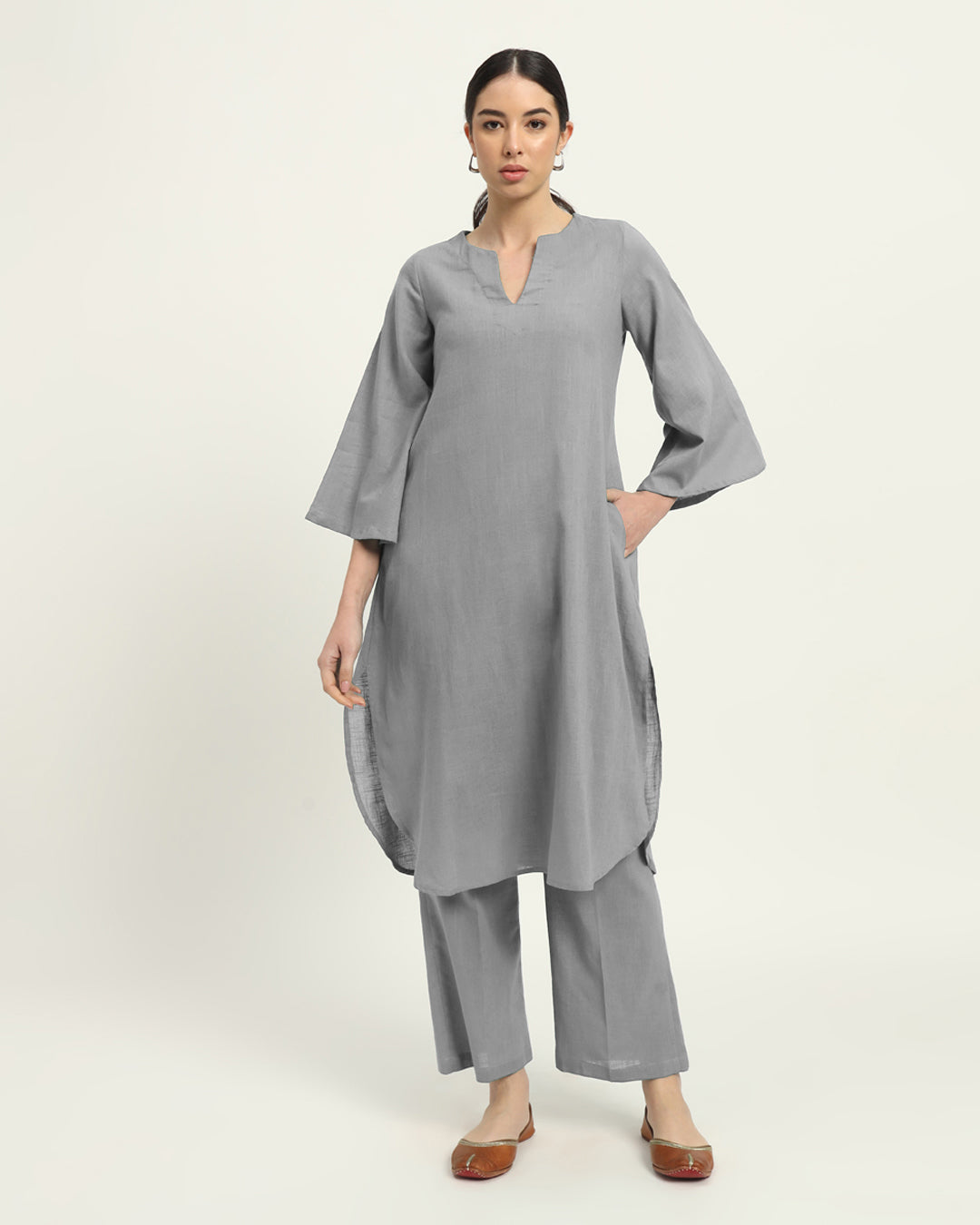 Iced Grey Rounded Reverie Solid Kurta (Without Bottoms)
