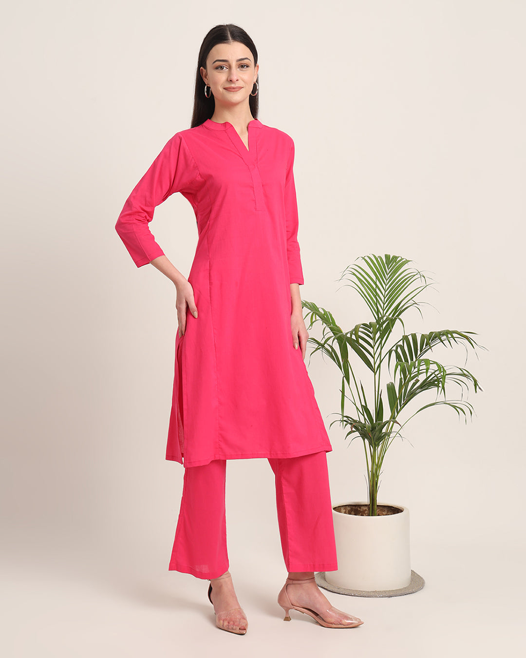 Queen's Gulabi Everyday Bliss Notch Neck Solid Kurta (Without Bottoms)