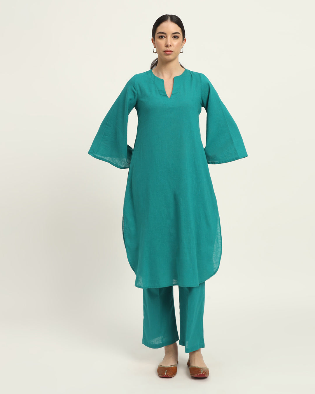 Green Gleam Rounded Reverie Solid Kurta (Without Bottoms)