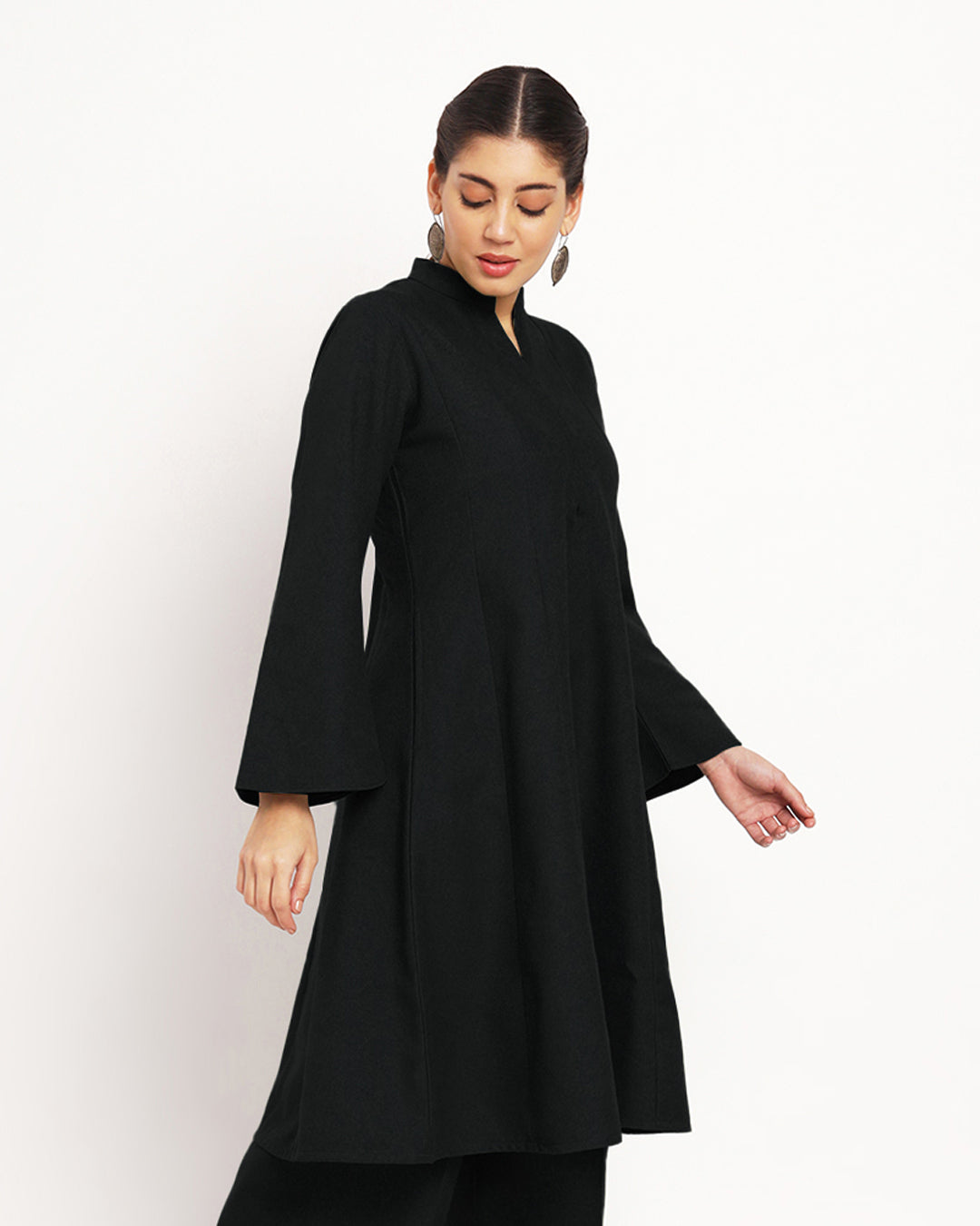 Black Flared Woolen Kurta (Without Bottoms)