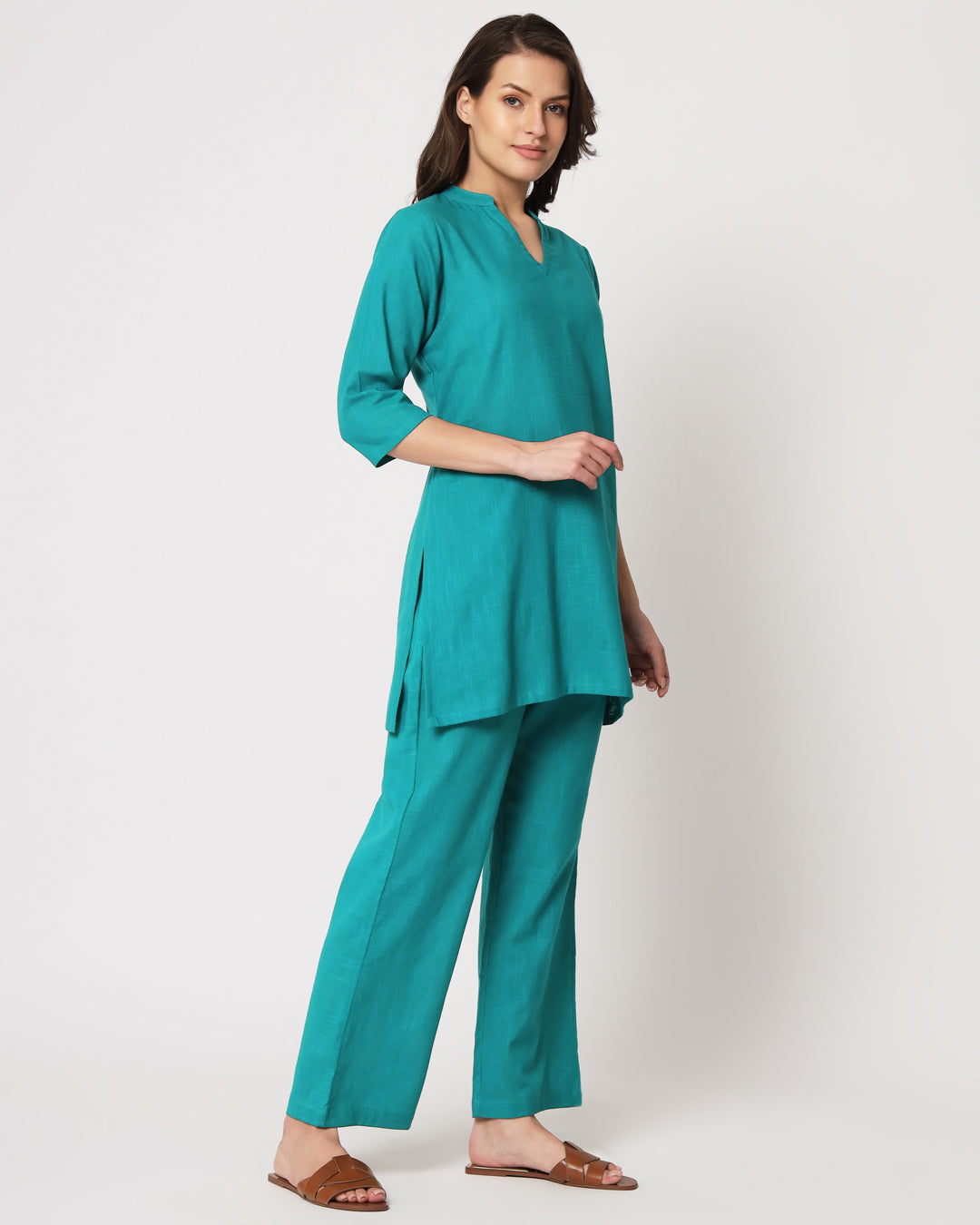 Green Gleam Collar Neck Mid Length Solid Kurta (Without Bottoms)