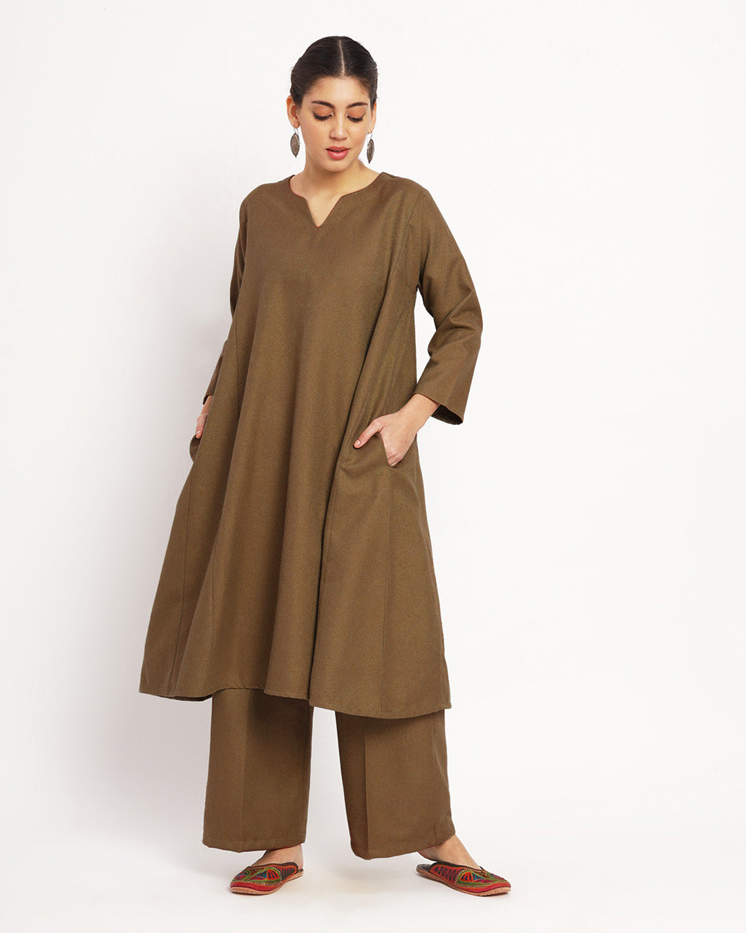 Peanut Brown Vintage Allure Woolen Phiran Co-ord Set