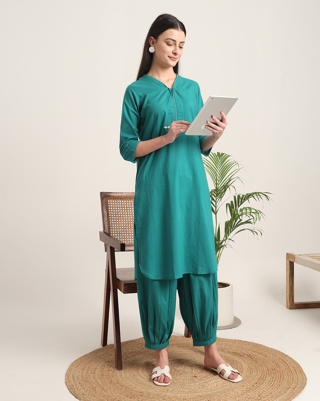 Green Gleam Lace Affair Solid Kurta (Without Bottoms)