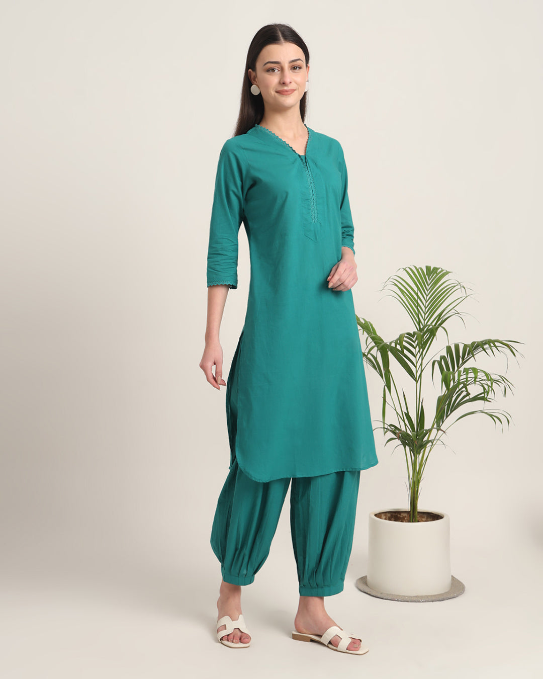 Green Gleam Lace Affair Solid Kurta (Without Bottoms)