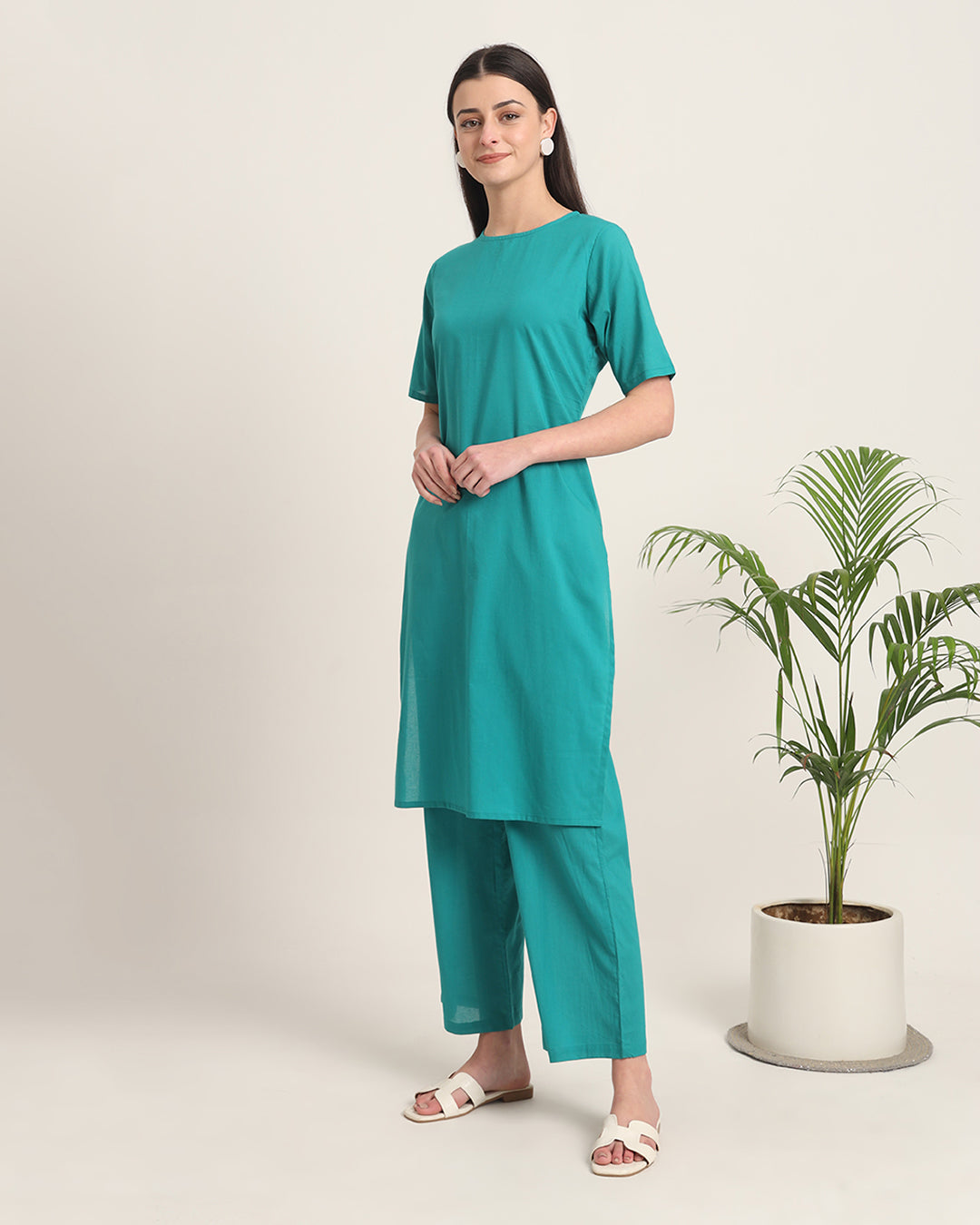 Green Gleam Round Neck Long Solid Co-ord Set