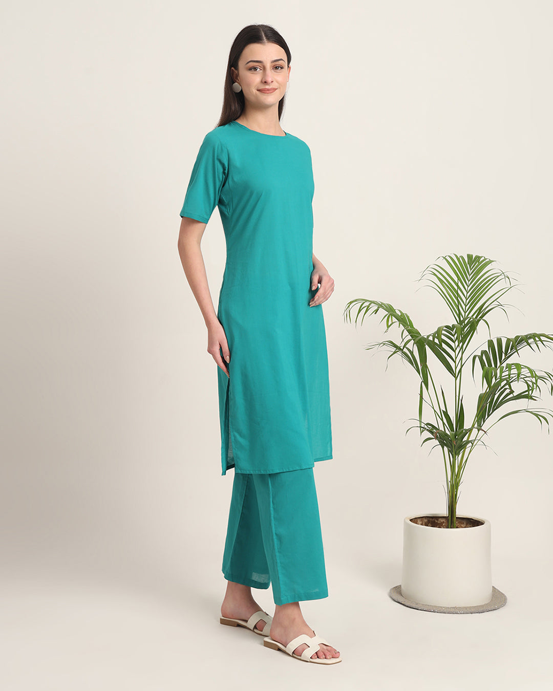 Green Gleam Round Neck Long Solid Co-ord Set