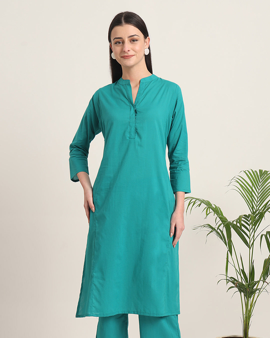 Green Gleam Everyday Bliss Notch Neck Solid Kurta (Without Bottoms)