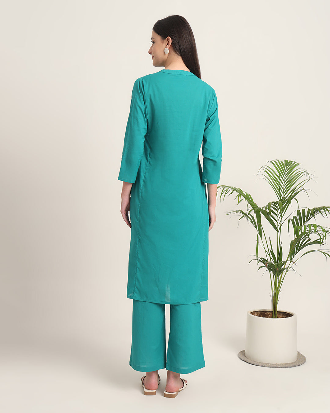 Green Gleam Everyday Bliss Notch Neck Solid Kurta (Without Bottoms)