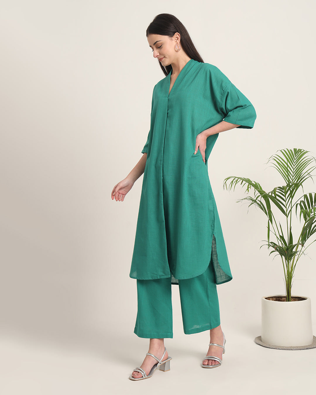 Green Gleam Serene Sojourn V Neck Solid Co-ord Set