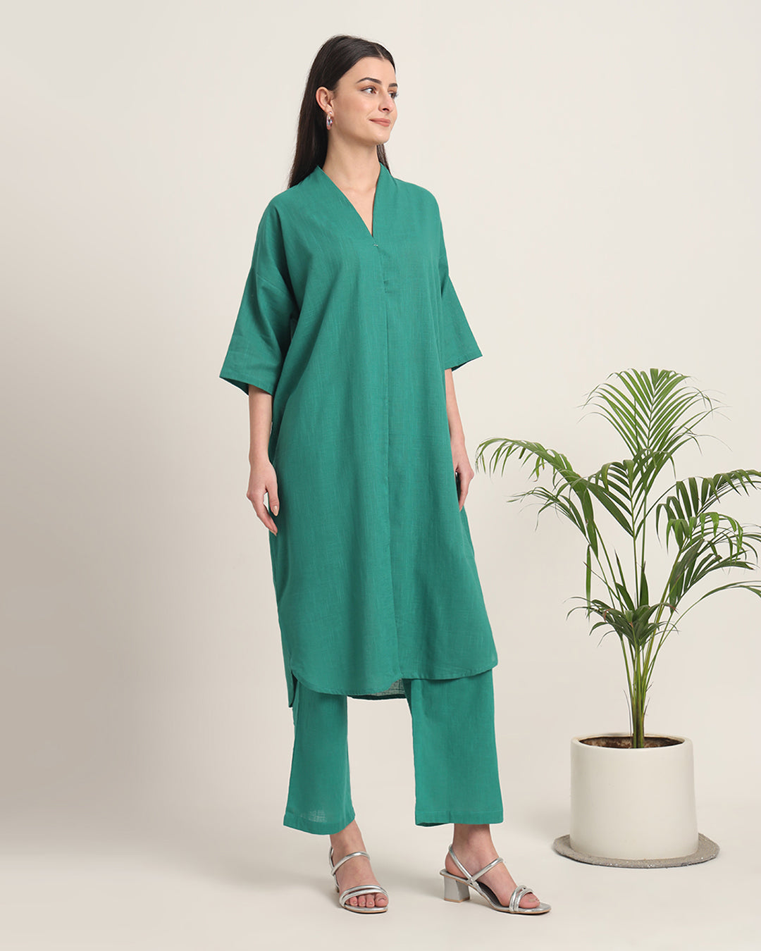 Green Gleam Serene Sojourn V Neck Solid Co-ord Set