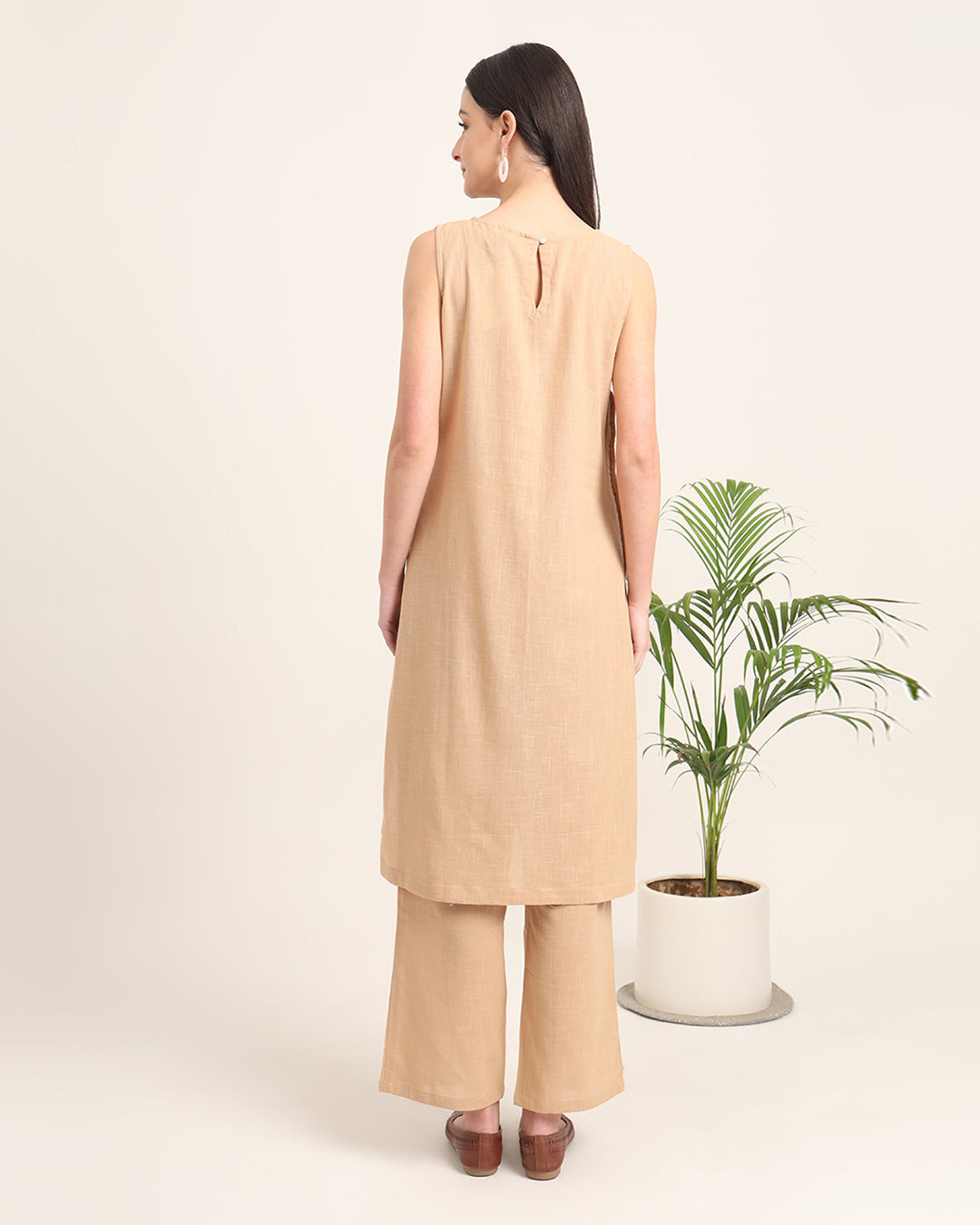 Beige Sleeveless Long Solid Kurta (Without Bottoms)