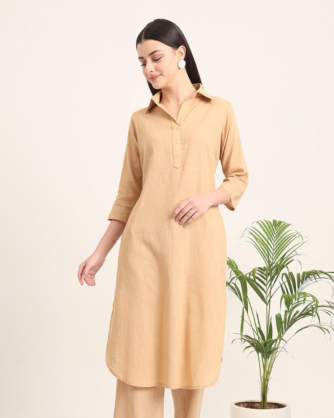 Beige Collar Comfort Solid Kurta (Without Bottoms)