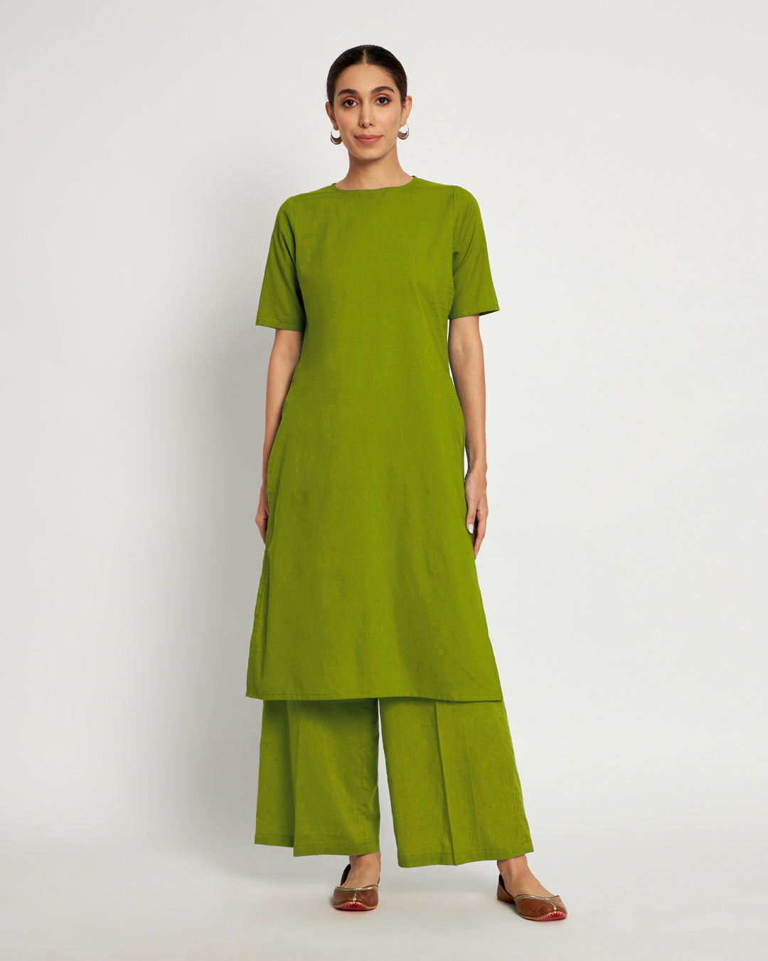 Sage Green Round Neck Long Solid Kurta (Without Bottoms)