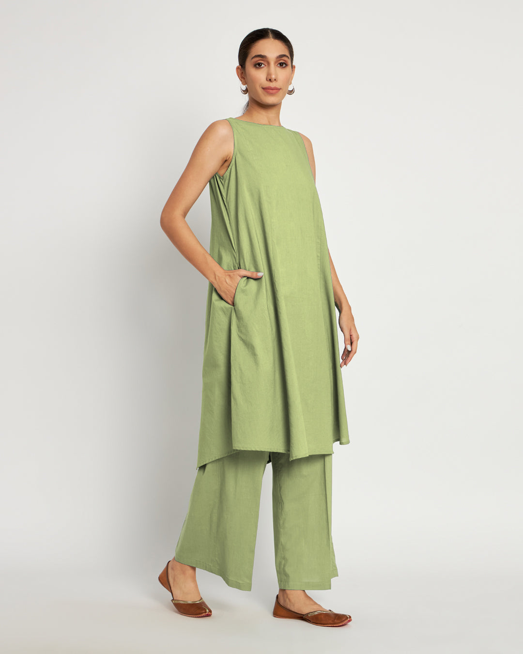 Sage Green Sleeveless A-Line Solid Kurta (Without Bottoms)