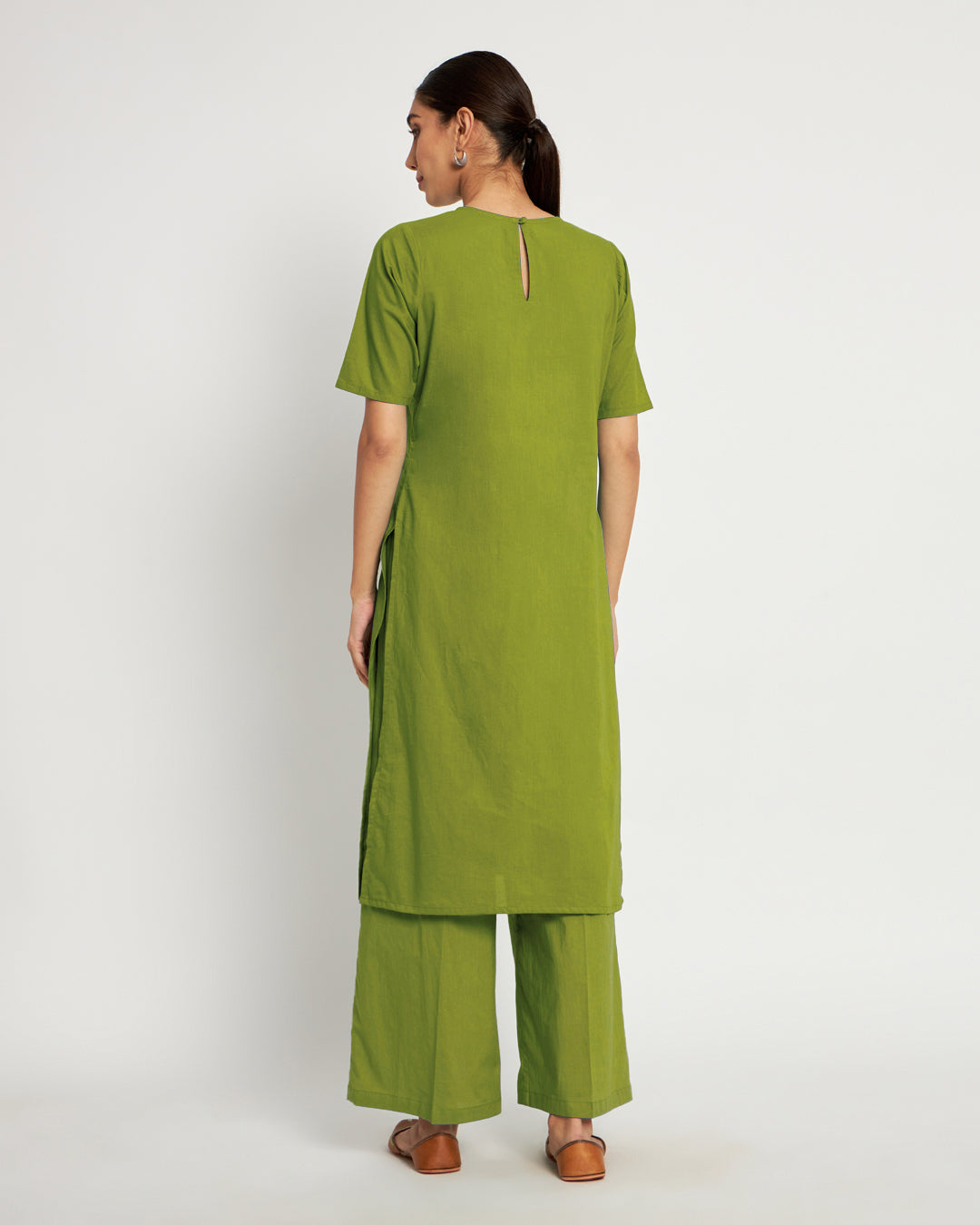 Sage Green Round Neck Long Solid Kurta (Without Bottoms)