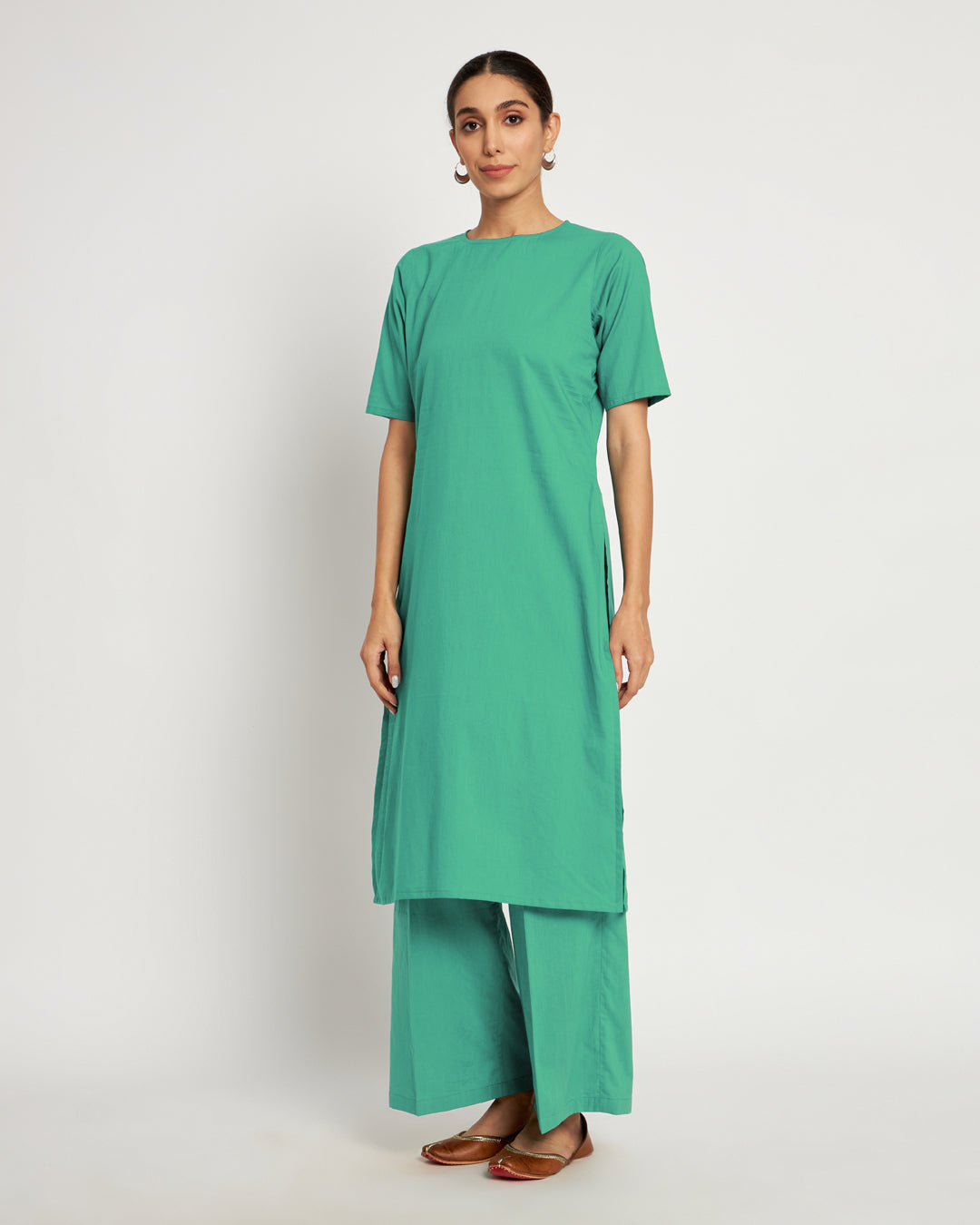 Valley Vista Round Neck Long Solid Kurta (Without Bottoms)